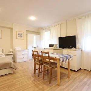  Apartment Wood Creek Poland